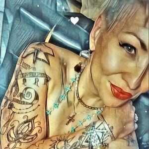 Meet your Posher, Deidra